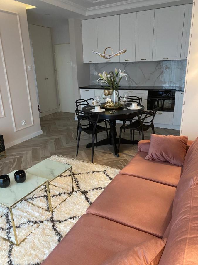 Apartament Przy Sercu Starówki Całkowicie Nowy 2021, Beautiful In The Old Town Bulit 2021